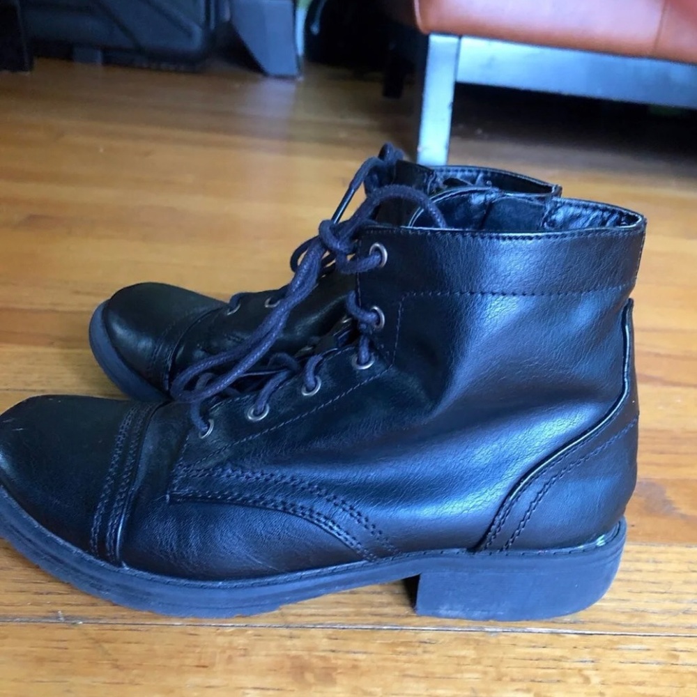 Steve Madden Boots